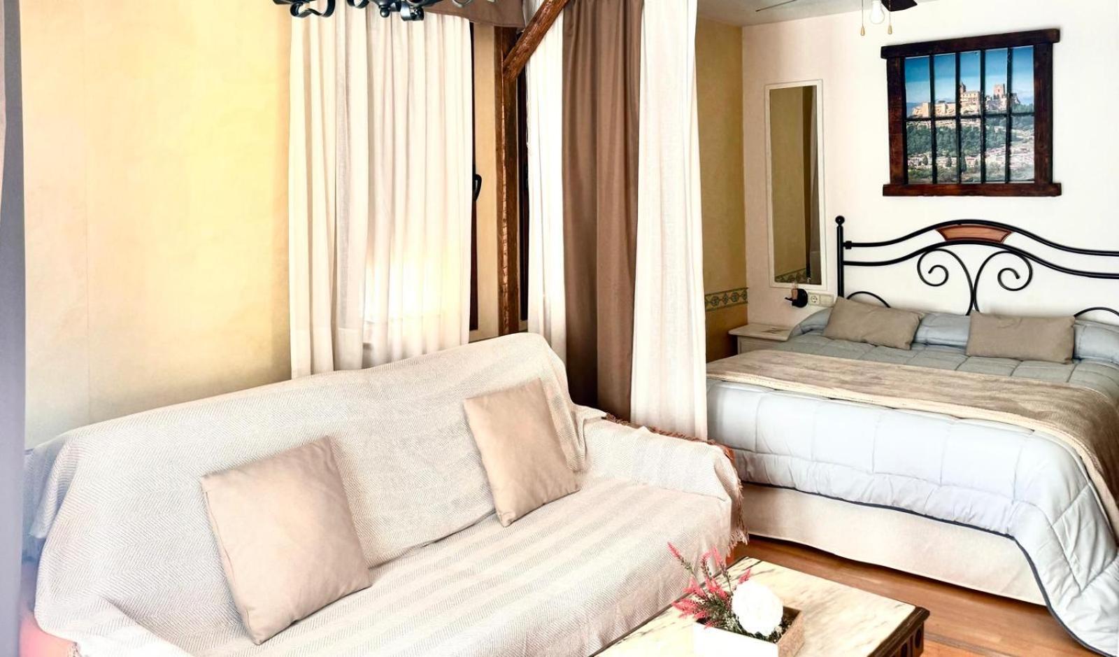Hotel Hospederia Zacatin ألكالا لا ريال المظهر الخارجي الصورة