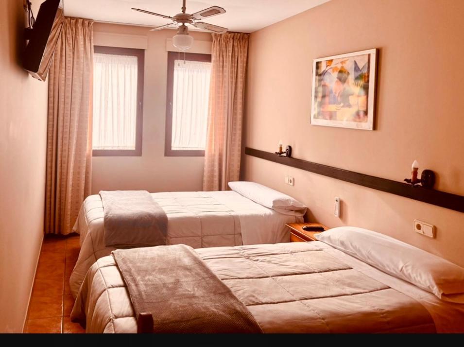 Hotel Hospederia Zacatin ألكالا لا ريال المظهر الخارجي الصورة